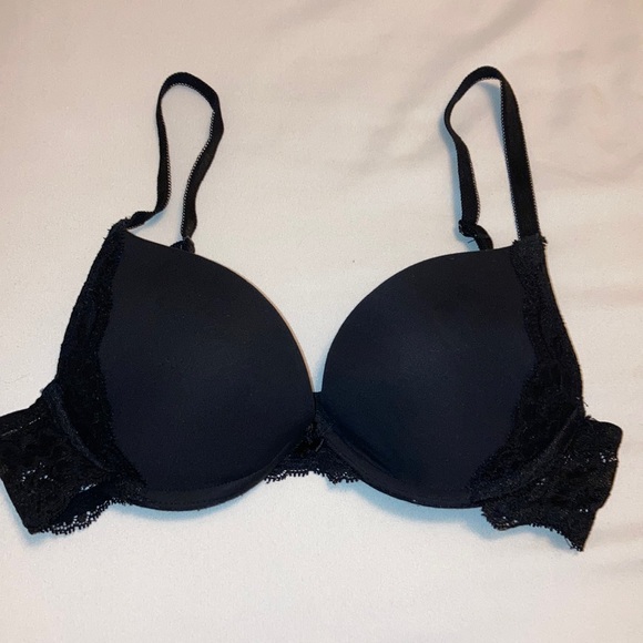 Women’s Victoria’s Secret Black lace Dream Angels push up bra with bow detail - Picture 1 of 5